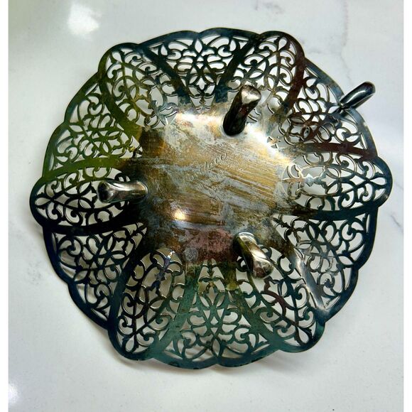 Vintage International Silver Lovelace Footed Handled Candy Dish - Picture 7 of 7